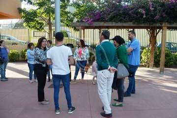Reunión de los candidatos nacionalistas (NC) con la directiva del colectivo vecinal del Valle de los Nueve (Foto TA)